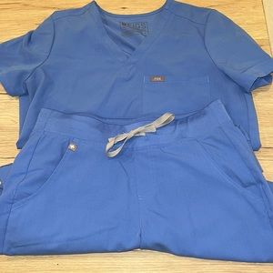 FIGS Ceil Blue Caterina scrub top and Zamora joggers